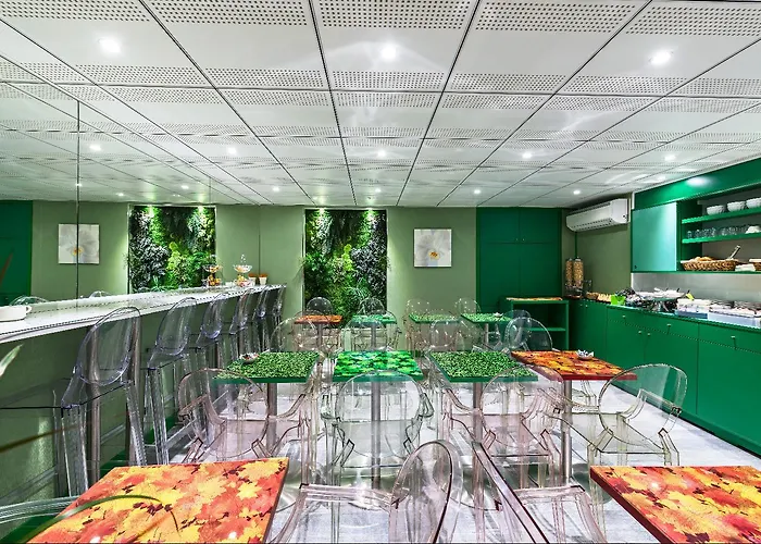 Jardins De Montmartre Hotel París