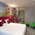 Jardins De Montmartre Отель