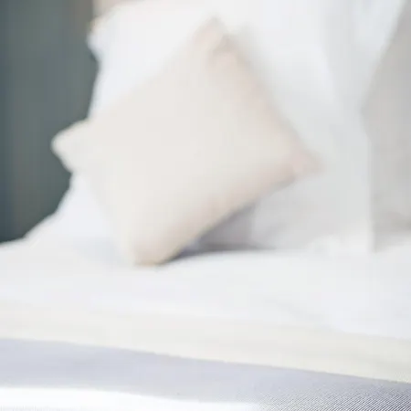 자르댕 드 몽마르트르 호텔
