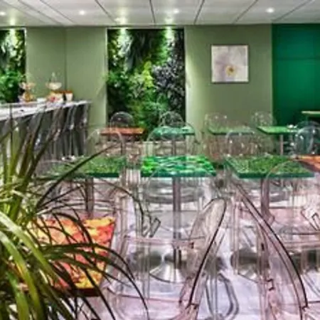 Jardins De Montmartre Paris