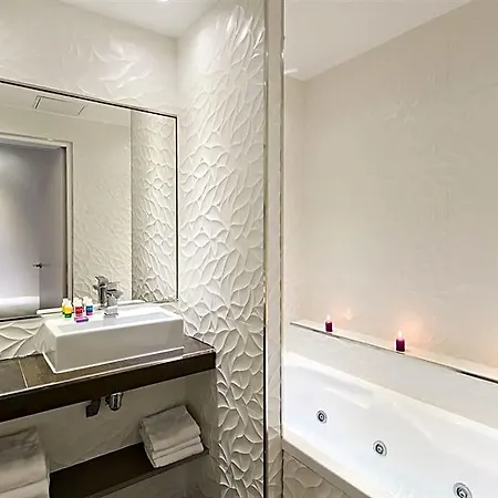 Jardins De Montmartre Hotel Paris