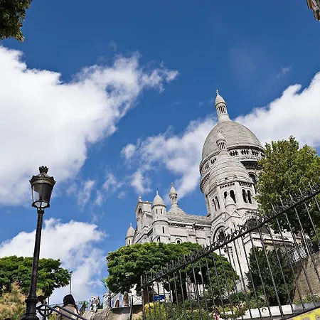Hotel Jardins De Montmartre Parijs