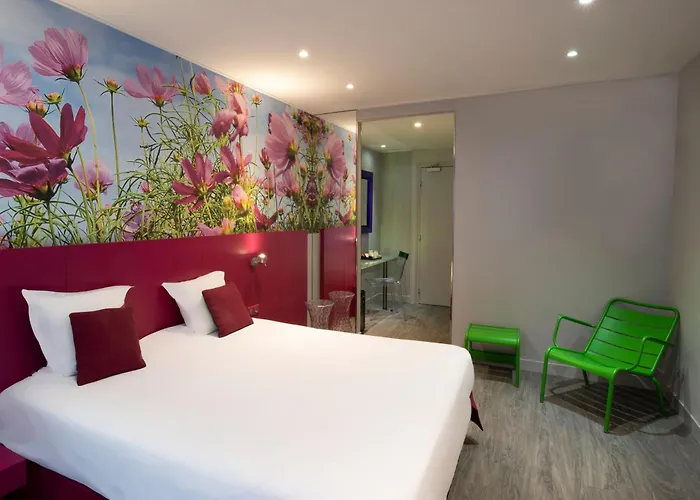 Jardins De Montmartre Hotel